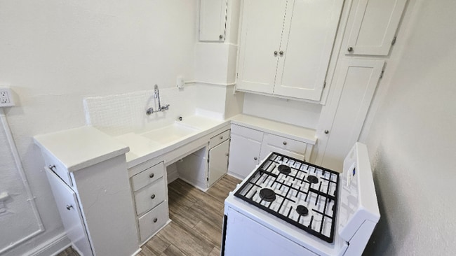 Foto del edificio - 4530 Normandie Ave