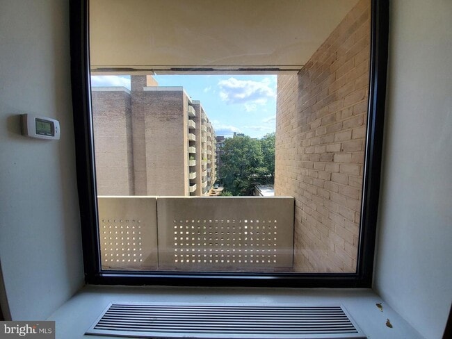 Building Photo - 490 M St SW