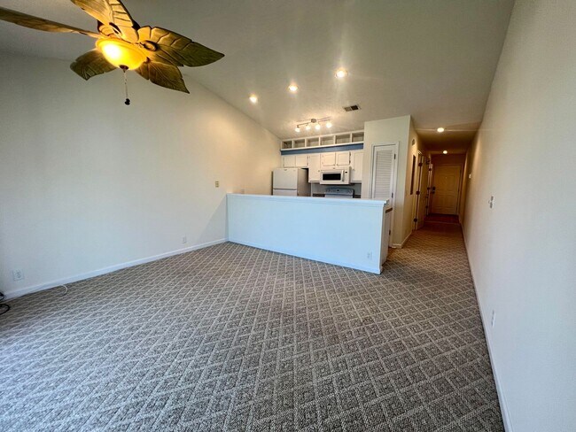 Foto del edificio - Longs - 1 Bedroom / 1 Bathroom Condo