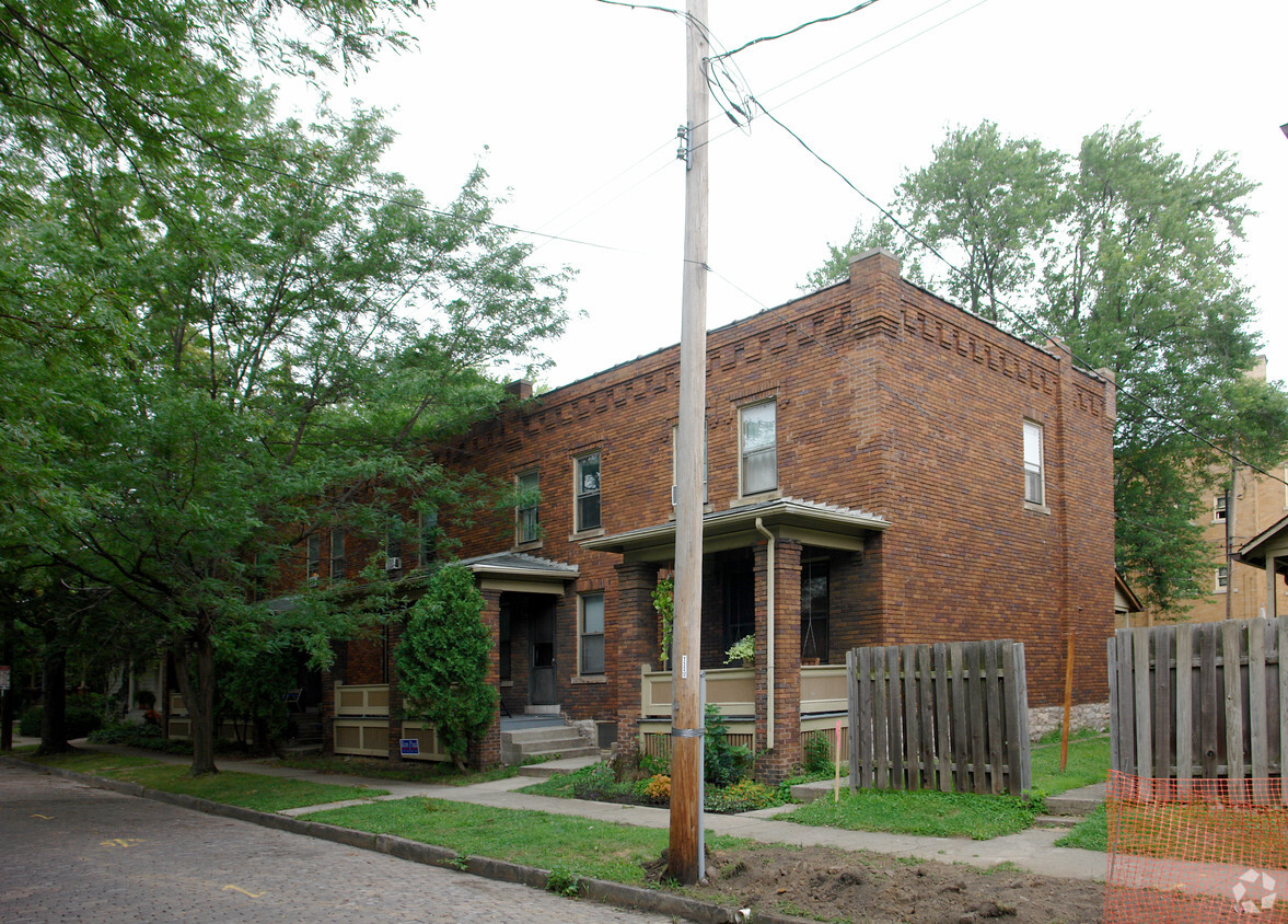 Building Photo - 1202-1212 Harrison Ave