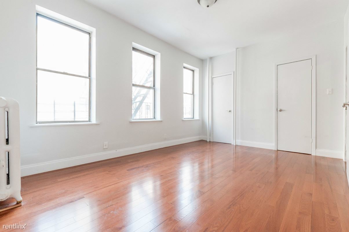 Primary Photo - 530 W 174th St
