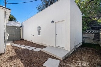 Building Photo - 10808 Sarah St
