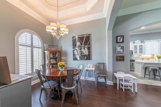 Building Photo - 102 Spring Cypress Dr