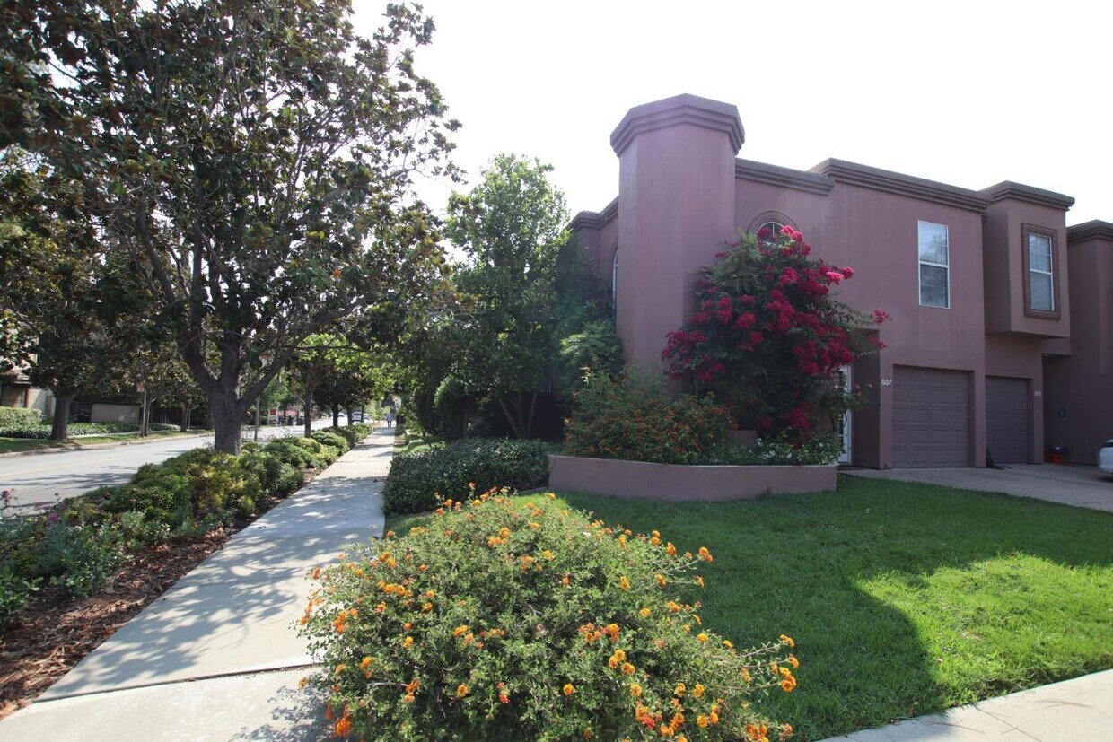 128 Cuesta Dr, Los Altos, CA 94022 Townhome Rentals in Los Altos CA