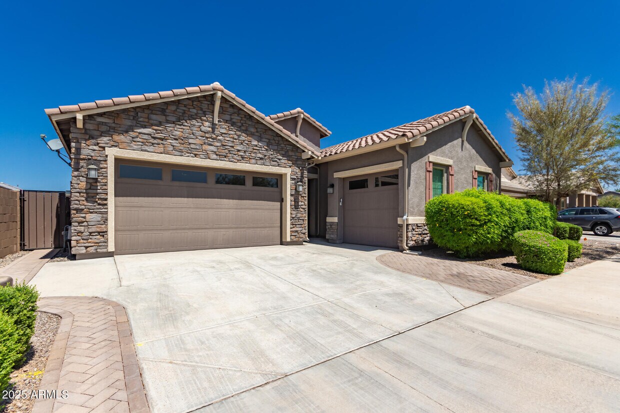 Foto principal - 21684 S 213th St