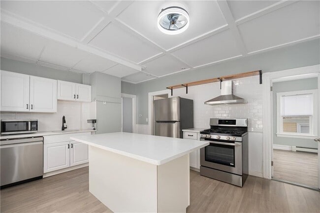 Building Photo - 149 Pomona Ave