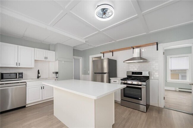 Foto del edificio - 149 Pomona Ave