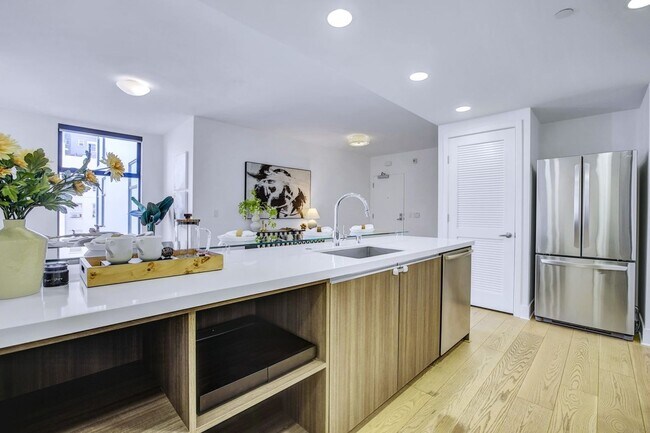 Foto del edificio - 1080 Sutter St