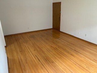 Livingroom - 417 Grand Ave