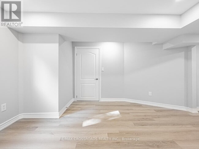 Building Photo - 59 Bonnydon Crescent