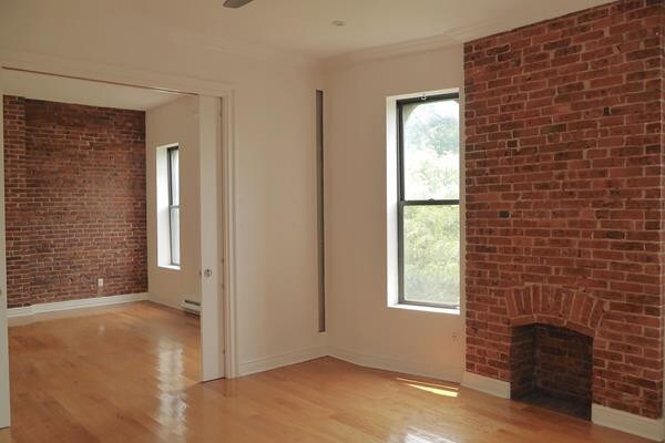 Primary Photo - 857 Union St