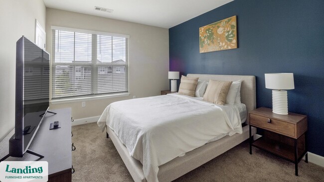 Building Photo - 195 N Creek Dr