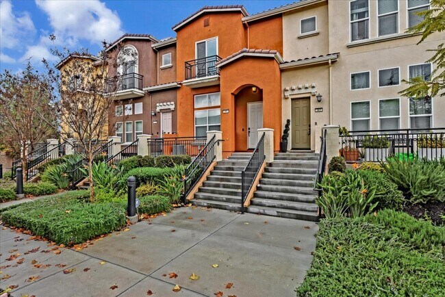 Building Photo - 369 Esfahan Ct