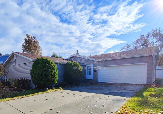 Foto del edificio - 1607 Putnam St