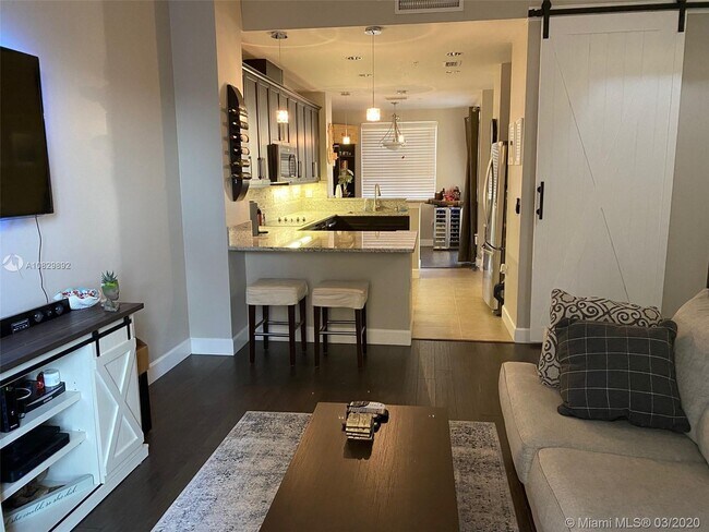 Foto del edificio - 3942 Coral Heights Way