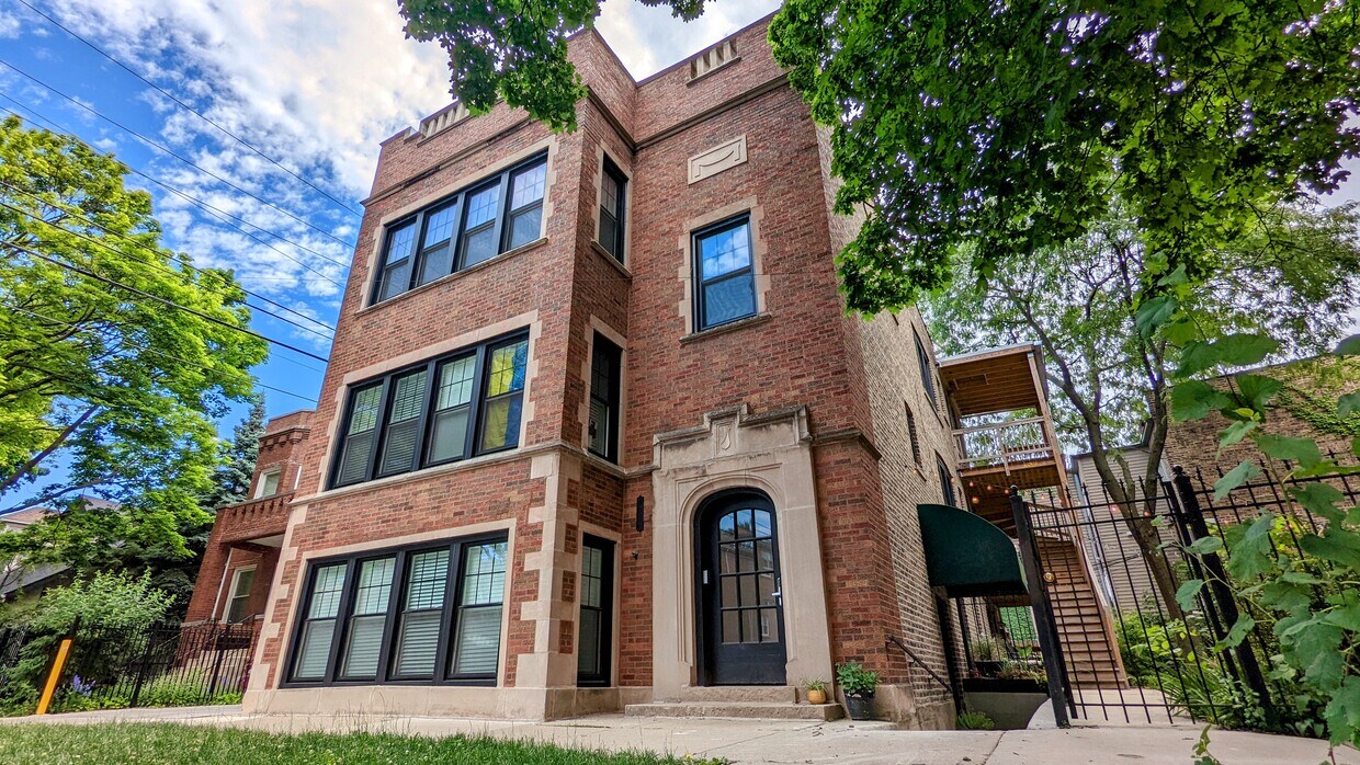 Foto principal - 4011 N Avers Ave
