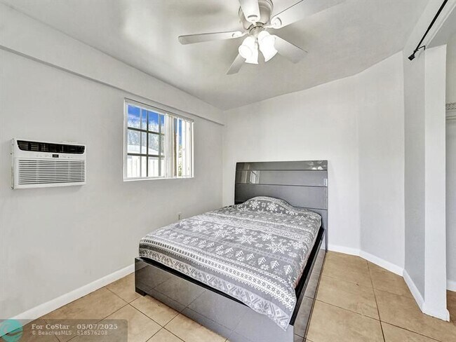 Foto del edificio - 2640 NE 10th Ave