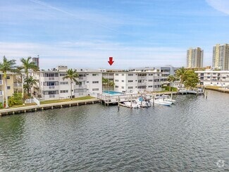 Building Photo - 462 Golden Isles Dr