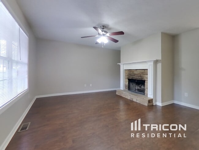 Building Photo - 299 Orchard Dr