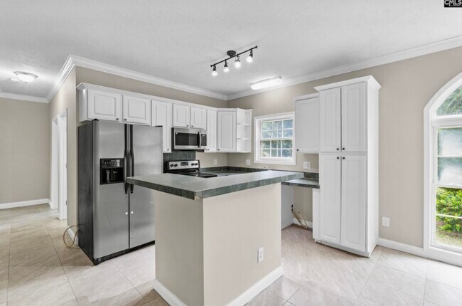 Foto del edificio - 4018 Mineral Springs Rd