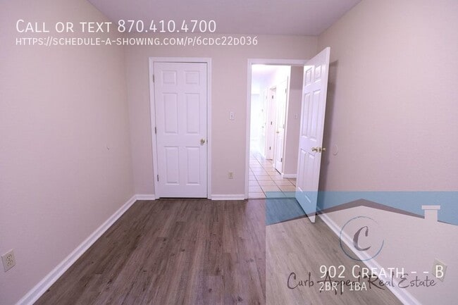 Building Photo - First month move in special $500!! Renovat...