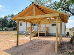Building Photo - 127 Clearview Dr