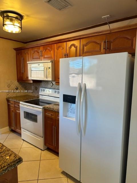 Foto del edificio - 3345 SW 2nd Ct
