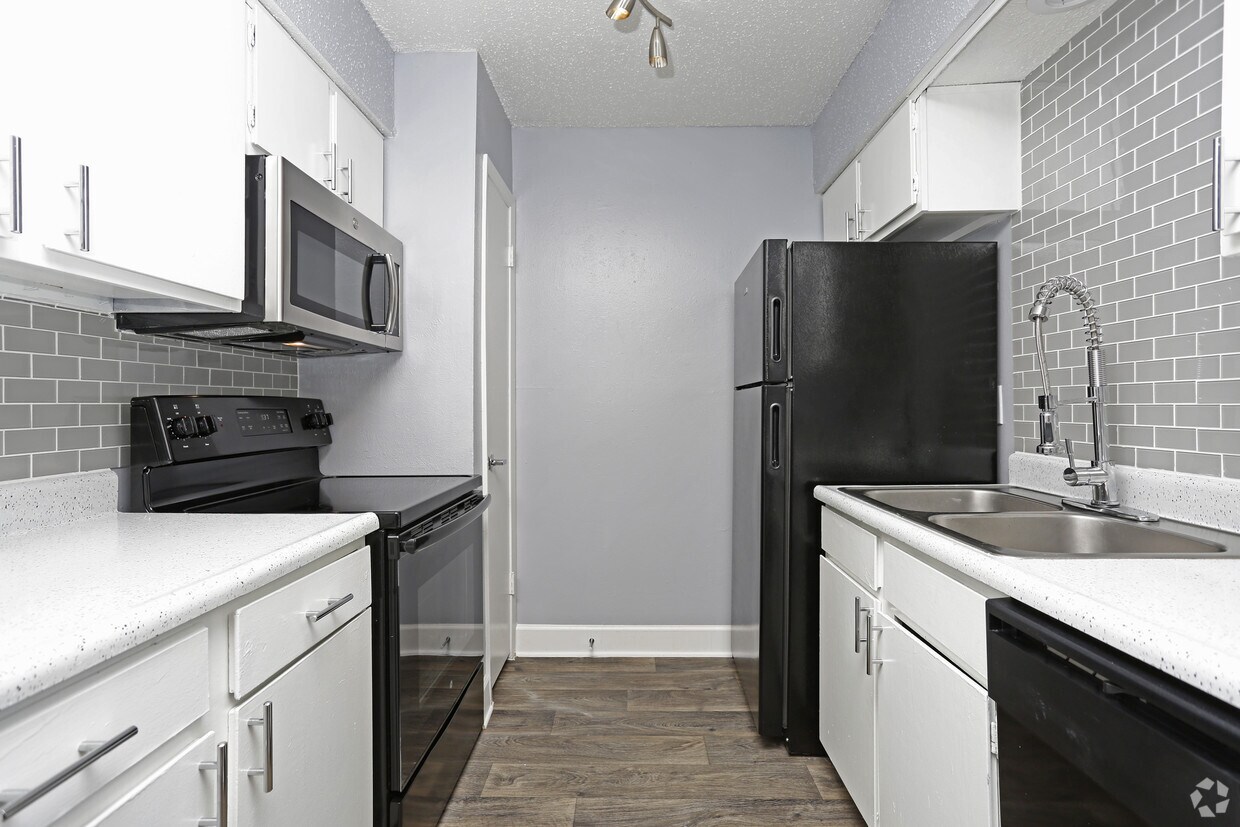 The Junction Apartments Arlington, TX