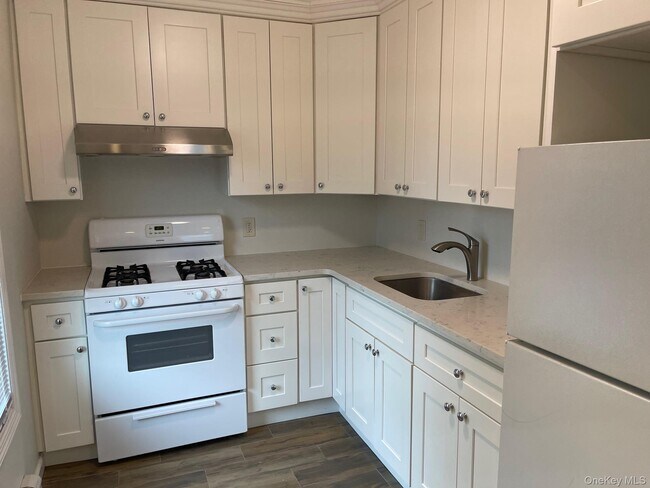 Foto del edificio - 9 N Maryland Ave