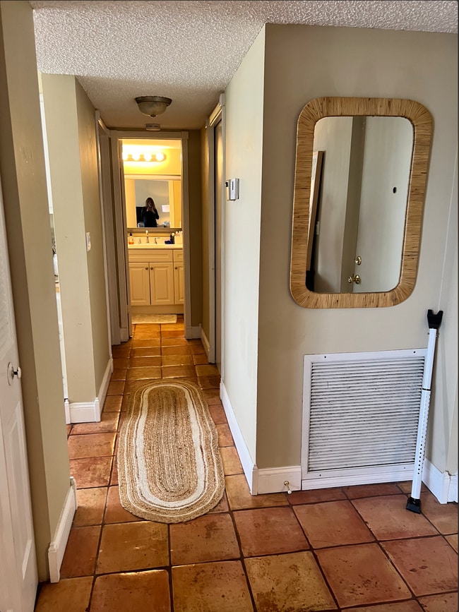 Photo - 2455 Lindell Blvd Townhome