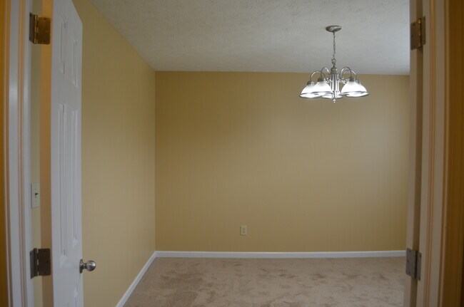 Foto del edificio - 5708 Outer Bank Rd
