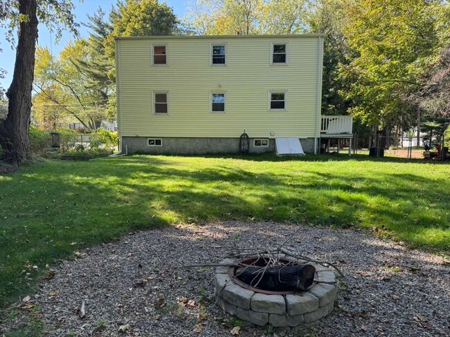 Building Photo - 57 Maynard Rd