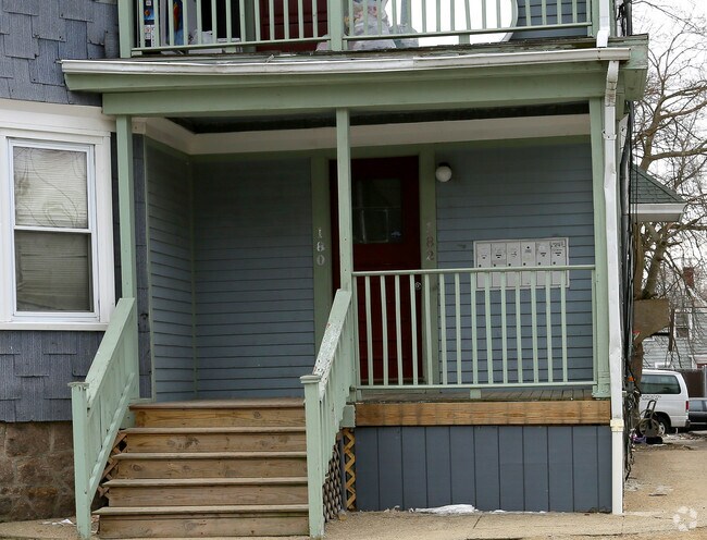  - 180-182 Green St