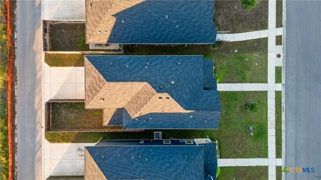 Building Photo - 324 Kenai Dr