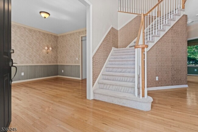 Foto del edificio - 2 Seminole Rd