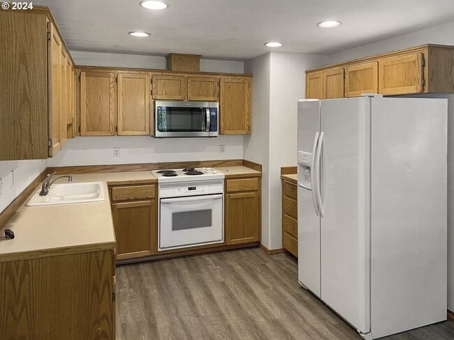 Photo - OR226 Apartment