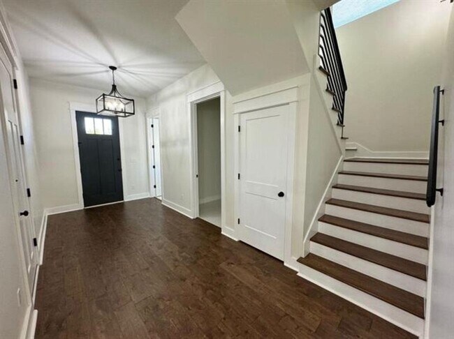 Foto del edificio - 3541 Sanctuary Dr