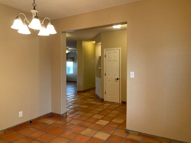 Foto del edificio - Magnificent 4 Bedroom, 2.5 Bath in Rio Rancho!