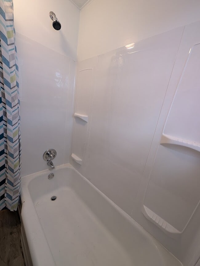 Building Photo - 80 Byers Ave