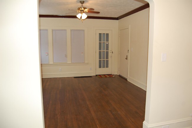 Building Photo - 3884 W 33rd St