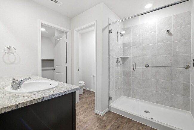 Building Photo - New 3-bed 2-bath home available in Cobalt Canyon Community! Move in NOW!
