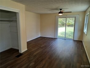 Building Photo - 31 Bastian Rd