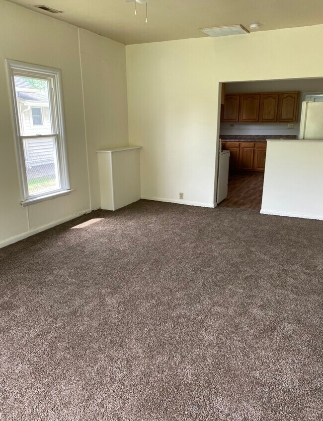 Foto del edificio - 107 N Lincoln St