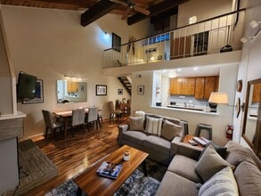 Building Photo - 5101 N Lake Blvd