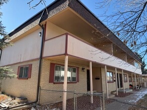 Building Photo - 6783 S Race St