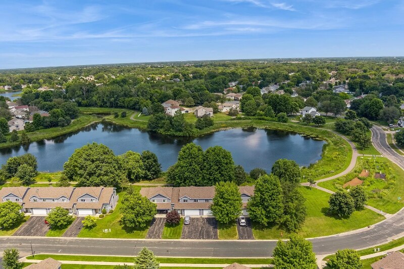 Foto principal - 10023 Pleasure Creek Pkwy W