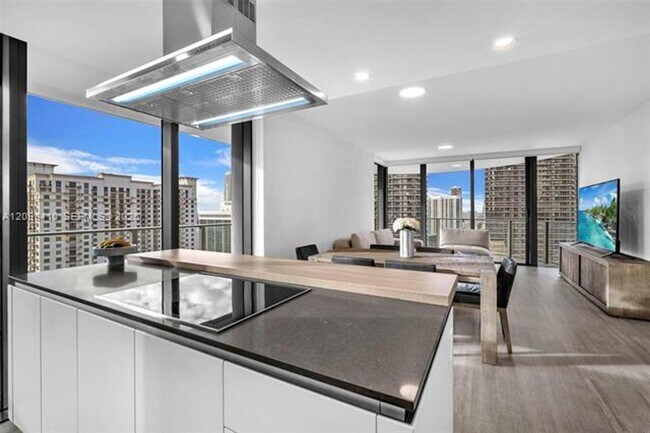Foto del edificio - 1000 Brickell Plaza