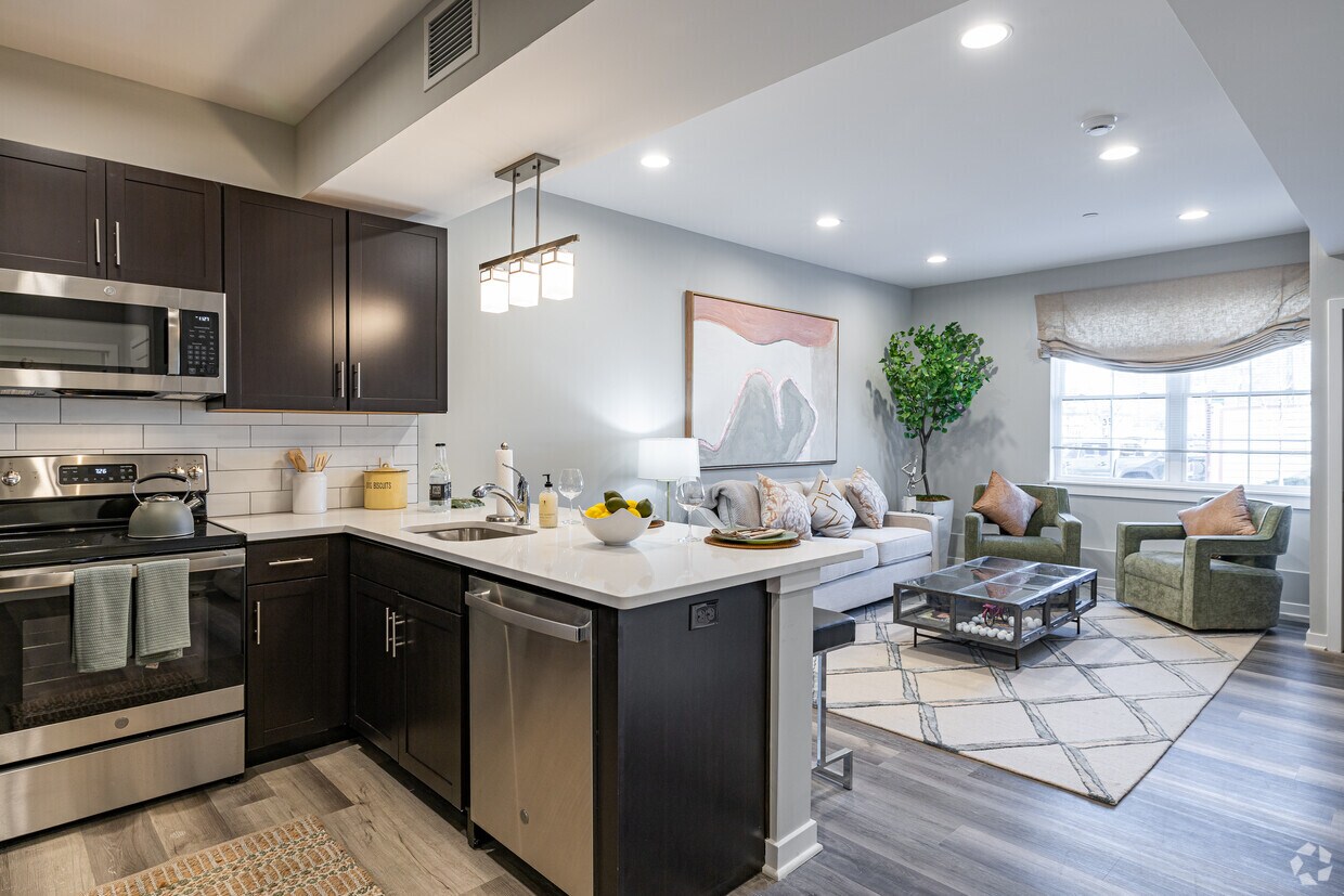 Forty South Apartments in Fanwood, NJ