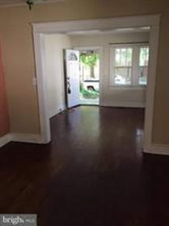 Building Photo - 426 Hunter St