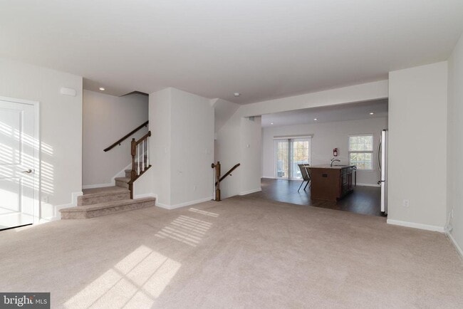 Building Photo - 6 Sparrow Cir